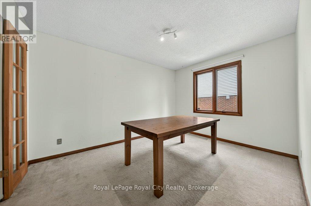 16 Mcelderry Road, Guelph, Ontario N1G 4K3 - Photo 9 - X13158962