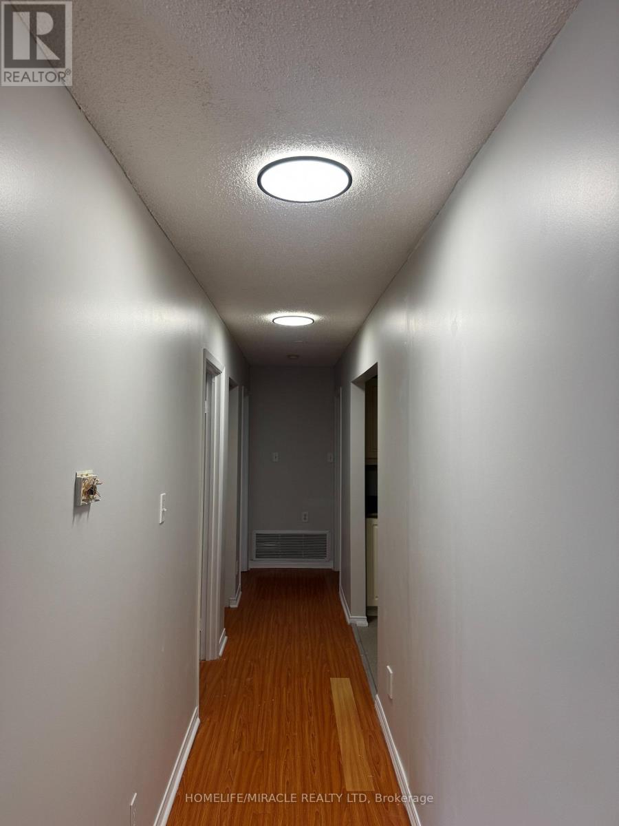 3 - 565 Kennedy Road, Toronto, Ontario  M1K 2B2 - Photo 4 - E13158984