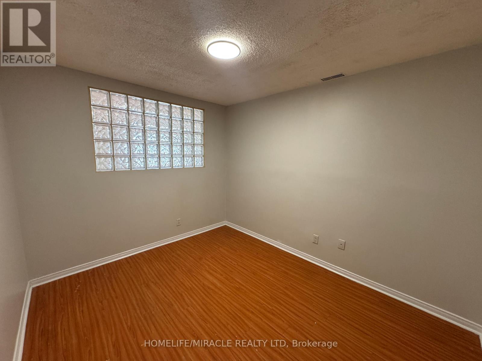 3 - 565 Kennedy Road, Toronto, Ontario  M1K 2B2 - Photo 5 - E13158984