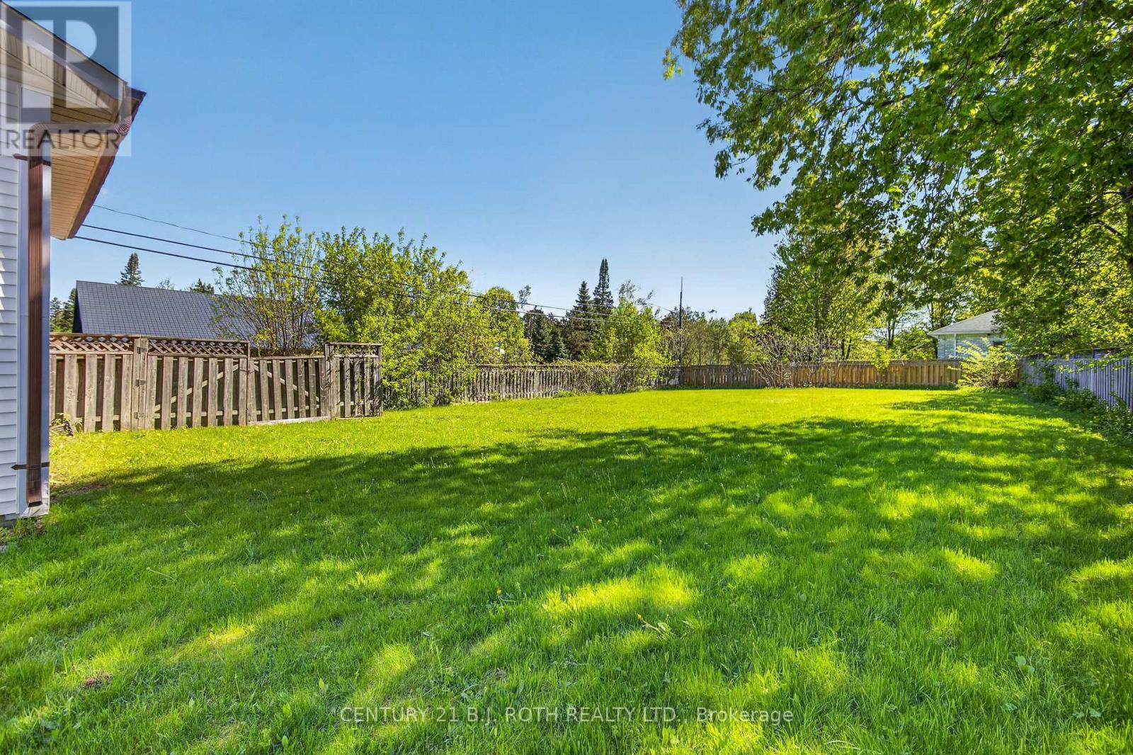 909 Lebanon Drive, Innisfil, Ontario  L9S 2B9 - Photo 8 - N13158904