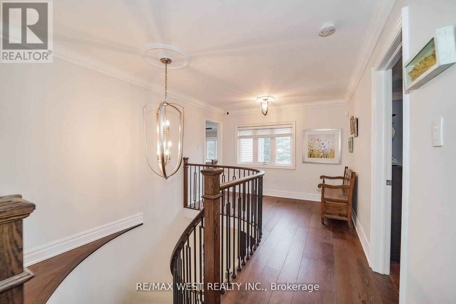 31 Garriock Court, Vaughan, Ontario  L4L 8S7 - Photo 11 - N13158972
