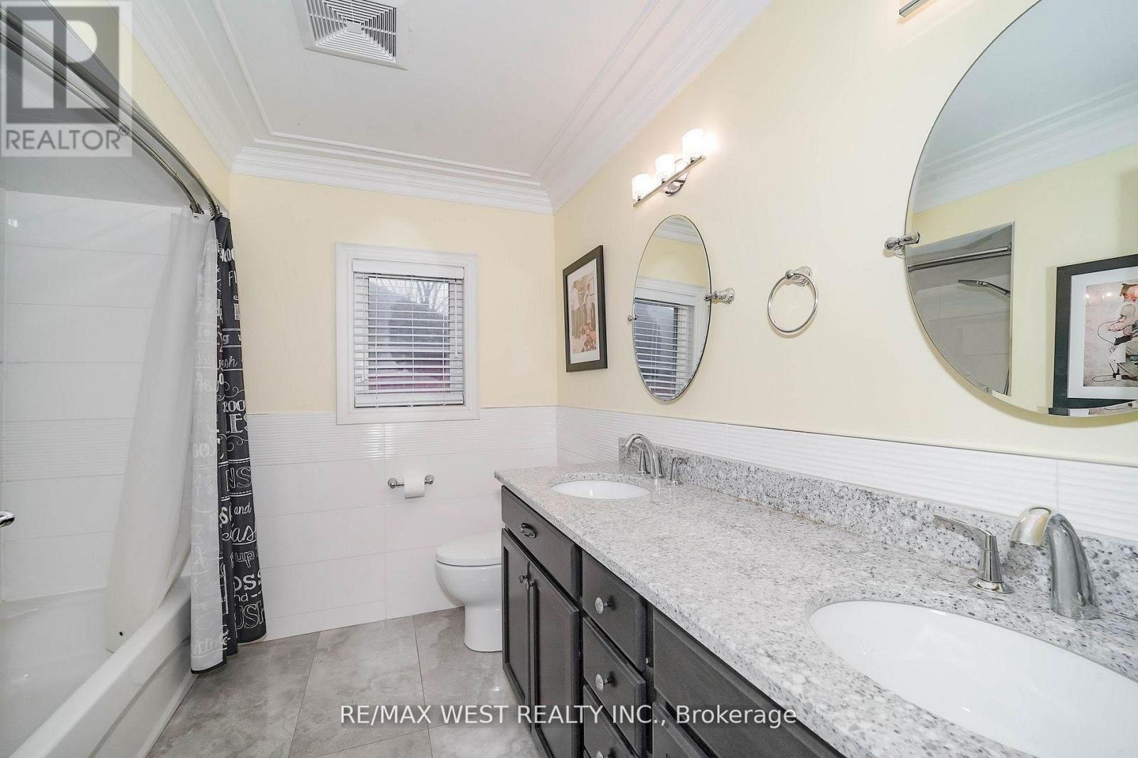31 Garriock Court, Vaughan, Ontario  L4L 8S7 - Photo 16 - N13158972