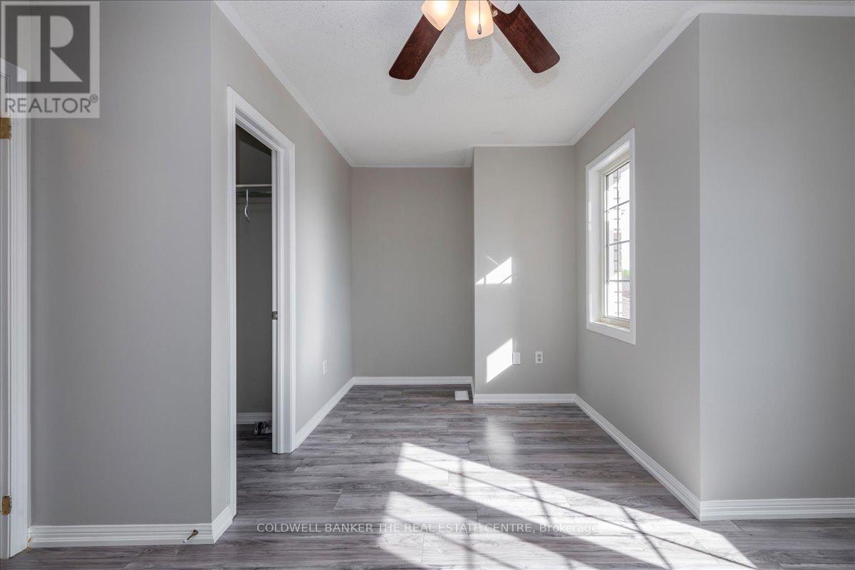 25 Coleman Drive, Barrie, Ontario  L4N 0R5 - Photo 16 - S13158932