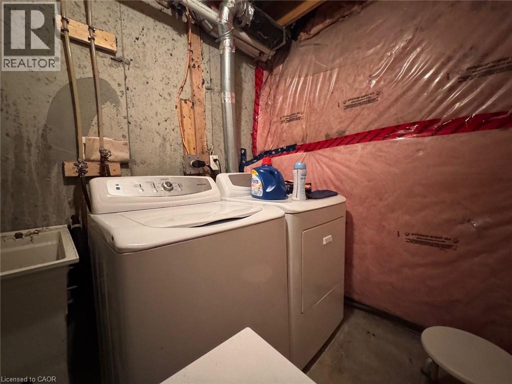 517 Northbrook Place, Kitchener, Ontario  N2R 1L8 - Photo 5 - 40832528