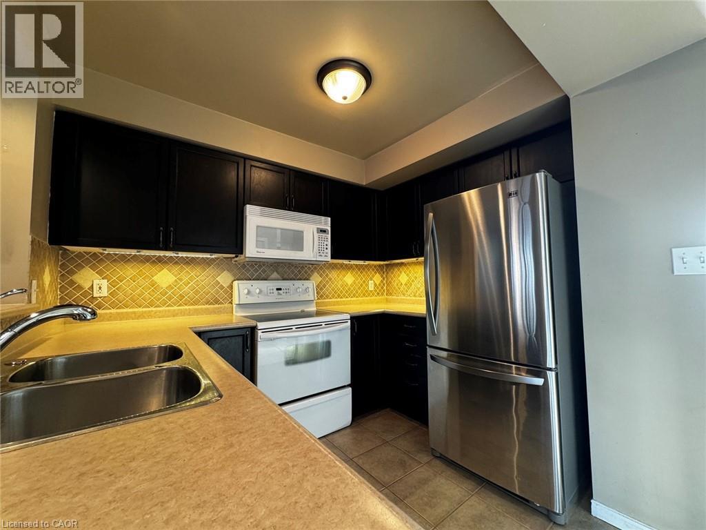 37 Northcliffe Crescent, Cambridge, Ontario  N3C 4M7 - Photo 16 - 40832519