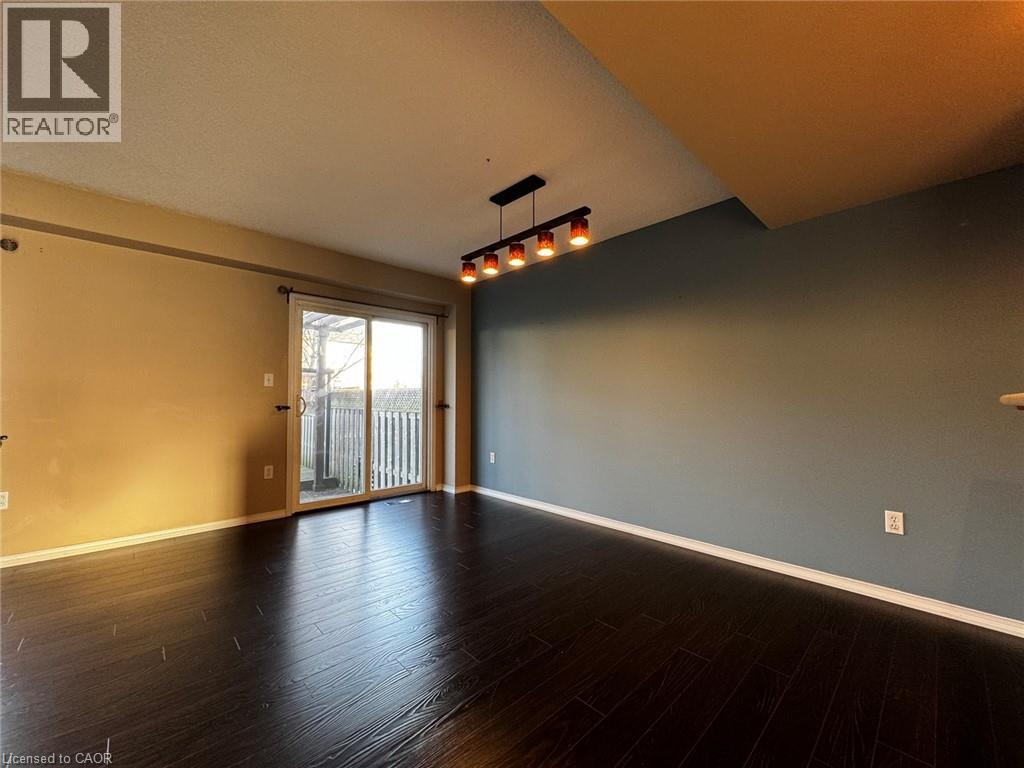 37 Northcliffe Crescent, Cambridge, Ontario  N3C 4M7 - Photo 5 - 40832519