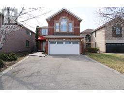 2216 NORFOLK DRIVE, Oakville, Ontario
