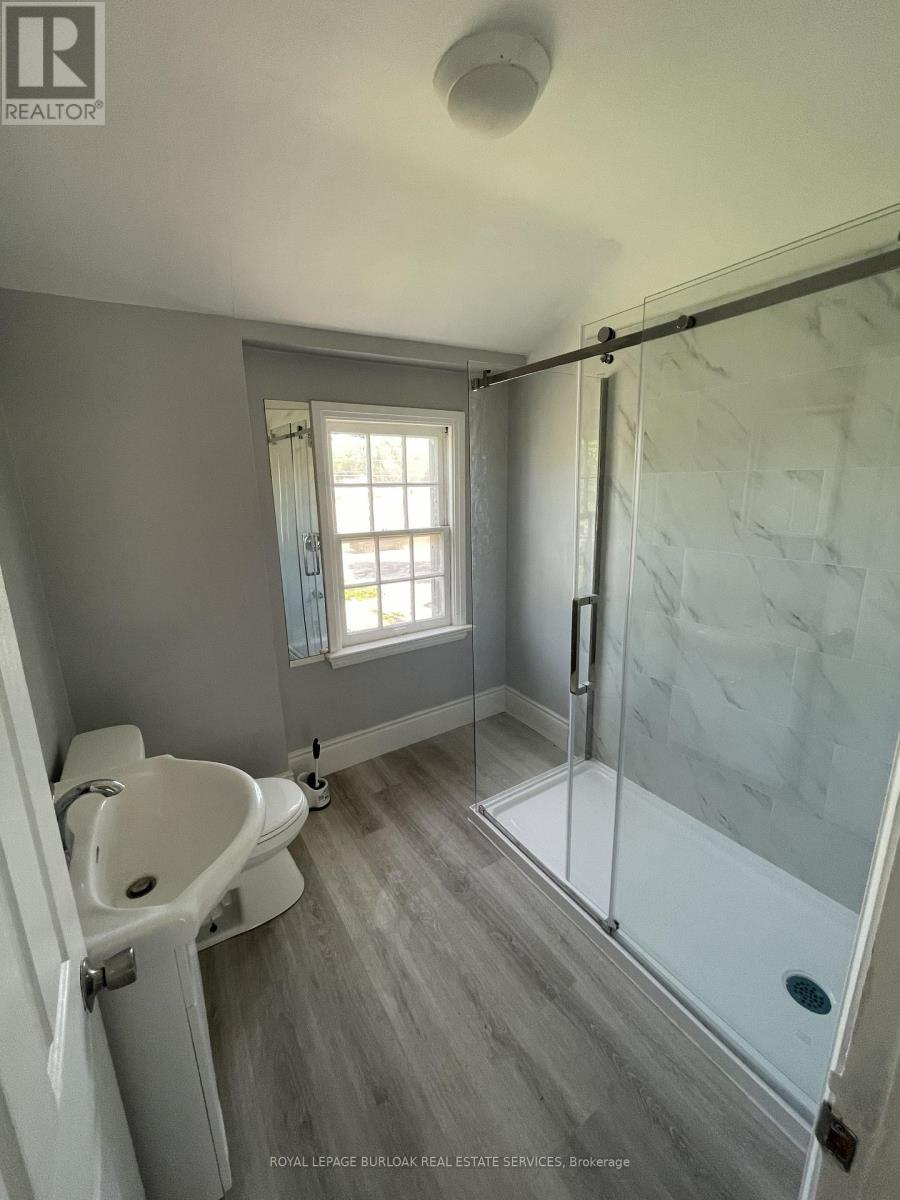 Upper - 46 Plains Road E, Burlington, Ontario  L7T 2B9 - Photo 20 - W13158956