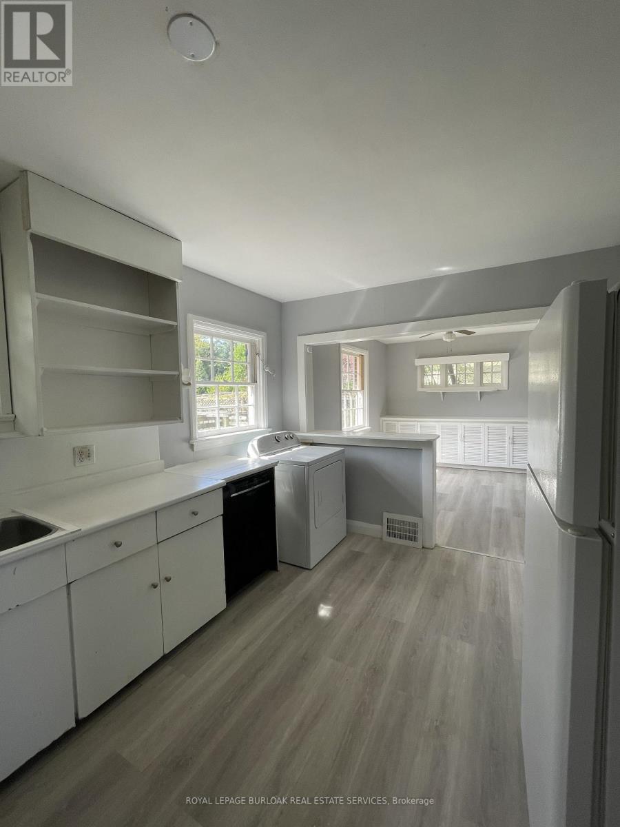 Upper - 46 Plains Road E, Burlington, Ontario  L7T 2B9 - Photo 8 - W13158956