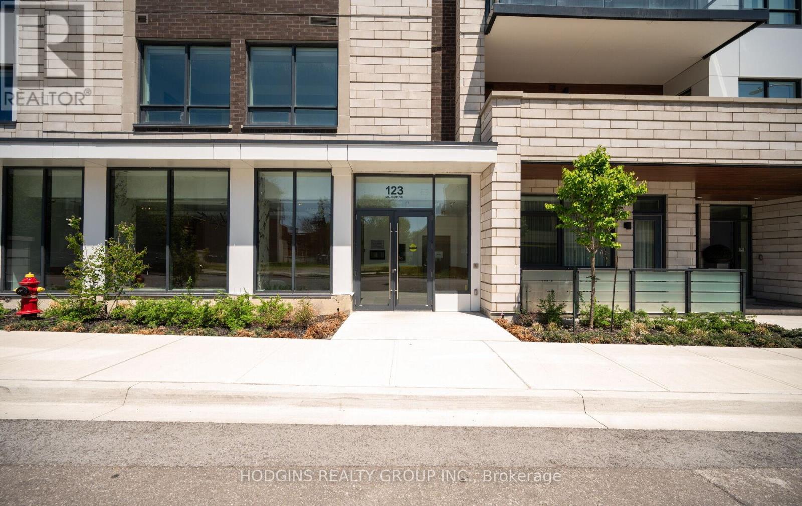414 - 123 Maurice Drive, Oakville, Ontario  L6K 2W6 - Photo 4 - W13158968