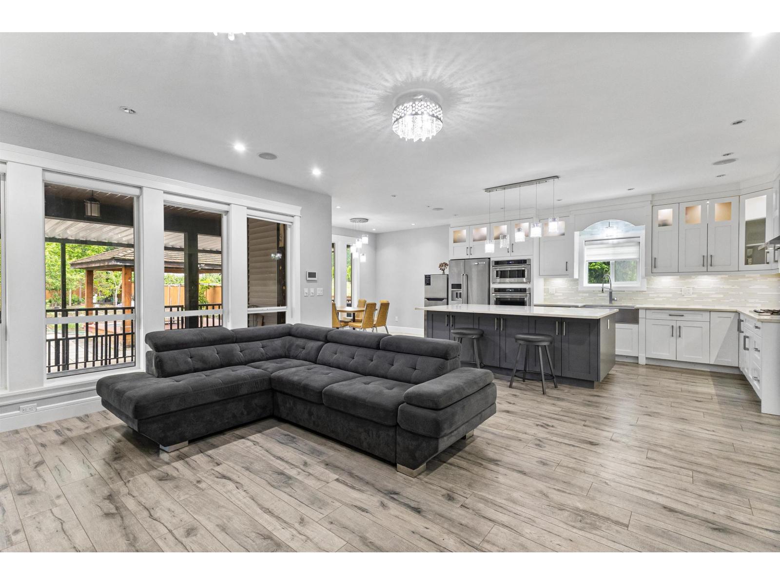 33827 Mayfair Avenue, Abbotsford, British Columbia V2S 1P7 - Photo 9 - R3125846