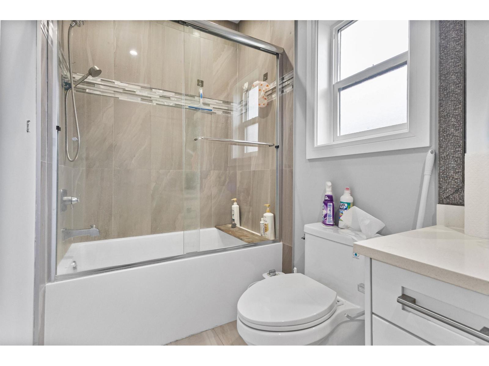 33827 Mayfair Avenue, Abbotsford, British Columbia V2S 1P7 - Photo 27 - R3125846