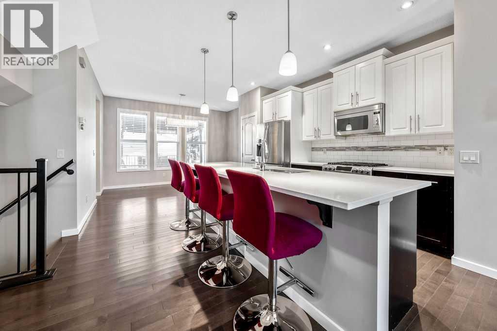 37 Marquis Common SE, Calgary, Alberta  T3M 1N8 - Photo 6 - A2295572