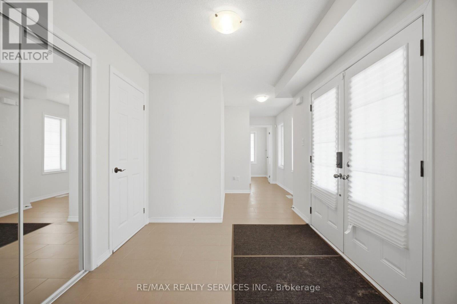144 Baffin Crescent, Brampton, Ontario  L7A 4K9 - Photo 8 - W13141944