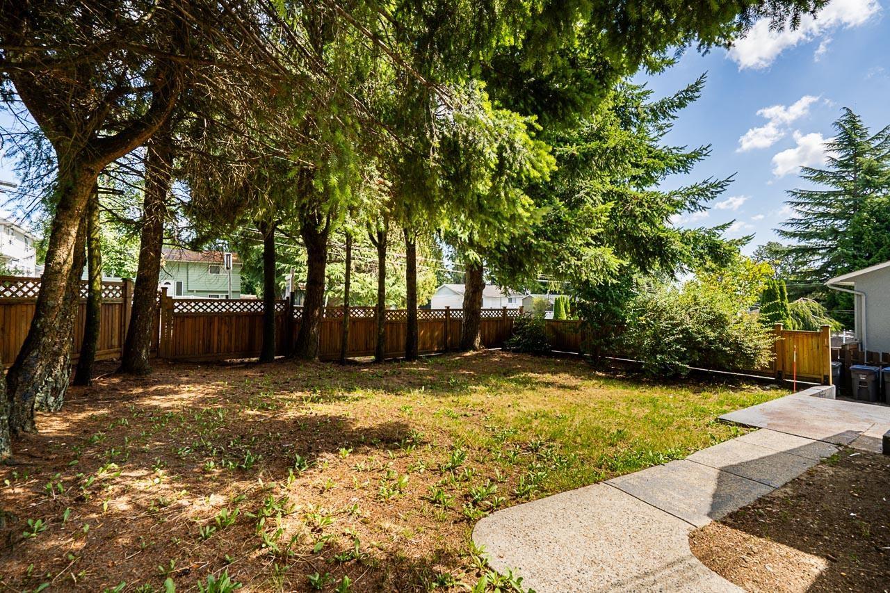 9893 132 Street, Surrey, British Columbia  V3T 3S7 - Photo 4 - R3125829