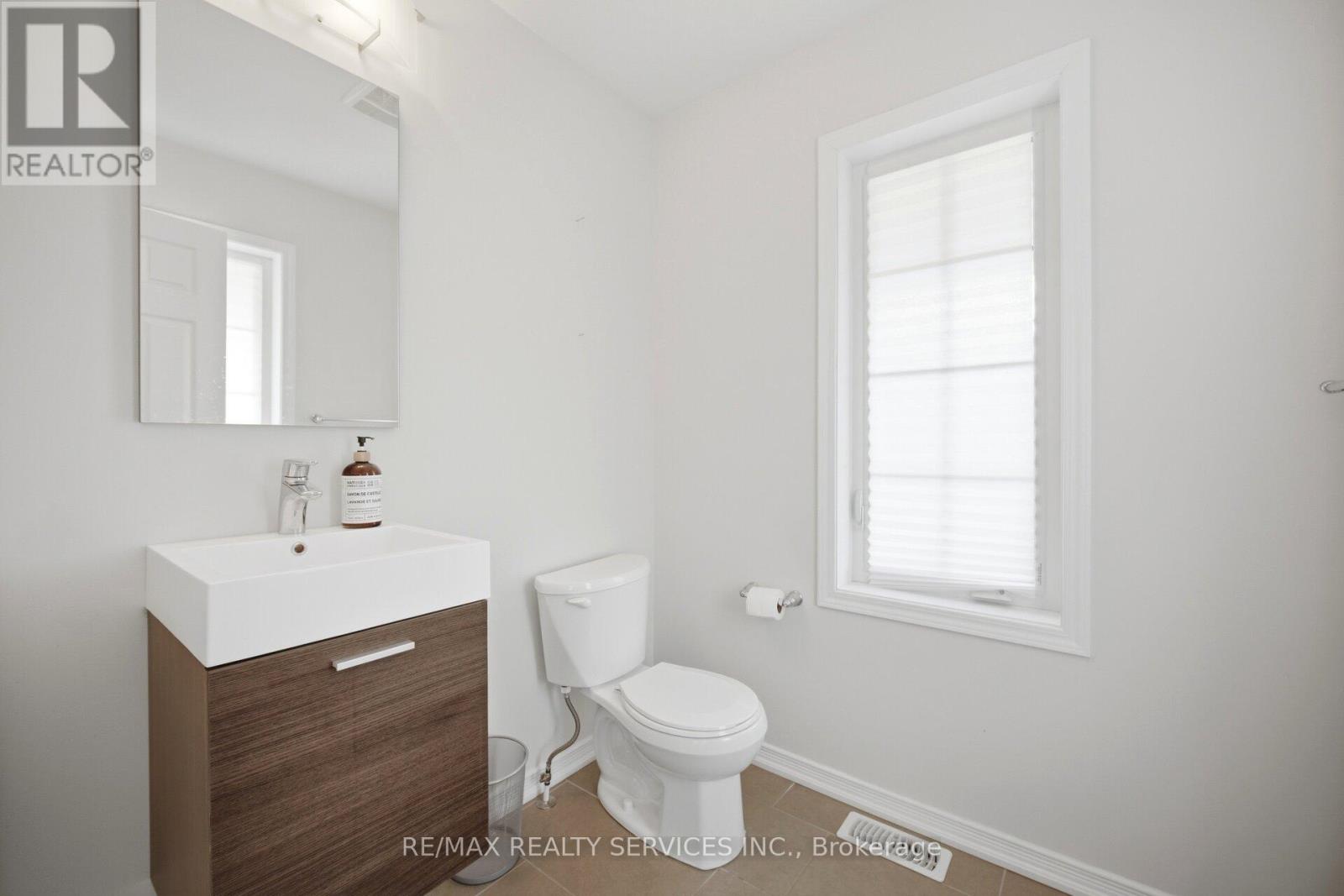 144 Baffin Crescent, Brampton, Ontario  L7A 4K9 - Photo 17 - W13141944