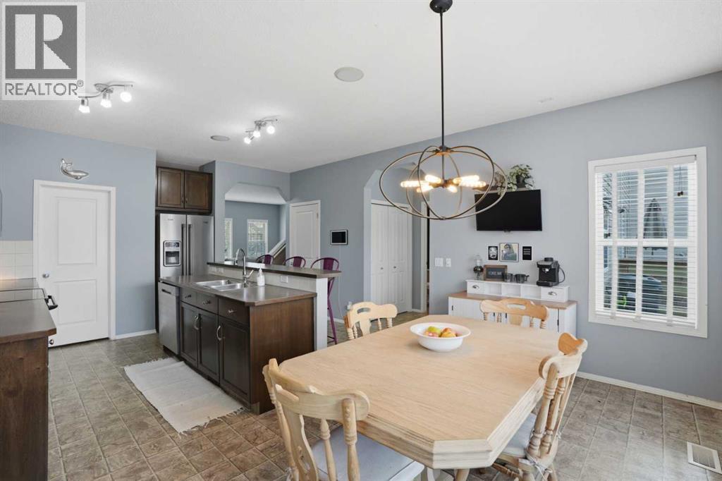 4432 Elgin Avenue SE, Calgary, Alberta  T2Z 4V8 - Photo 12 - A2308369