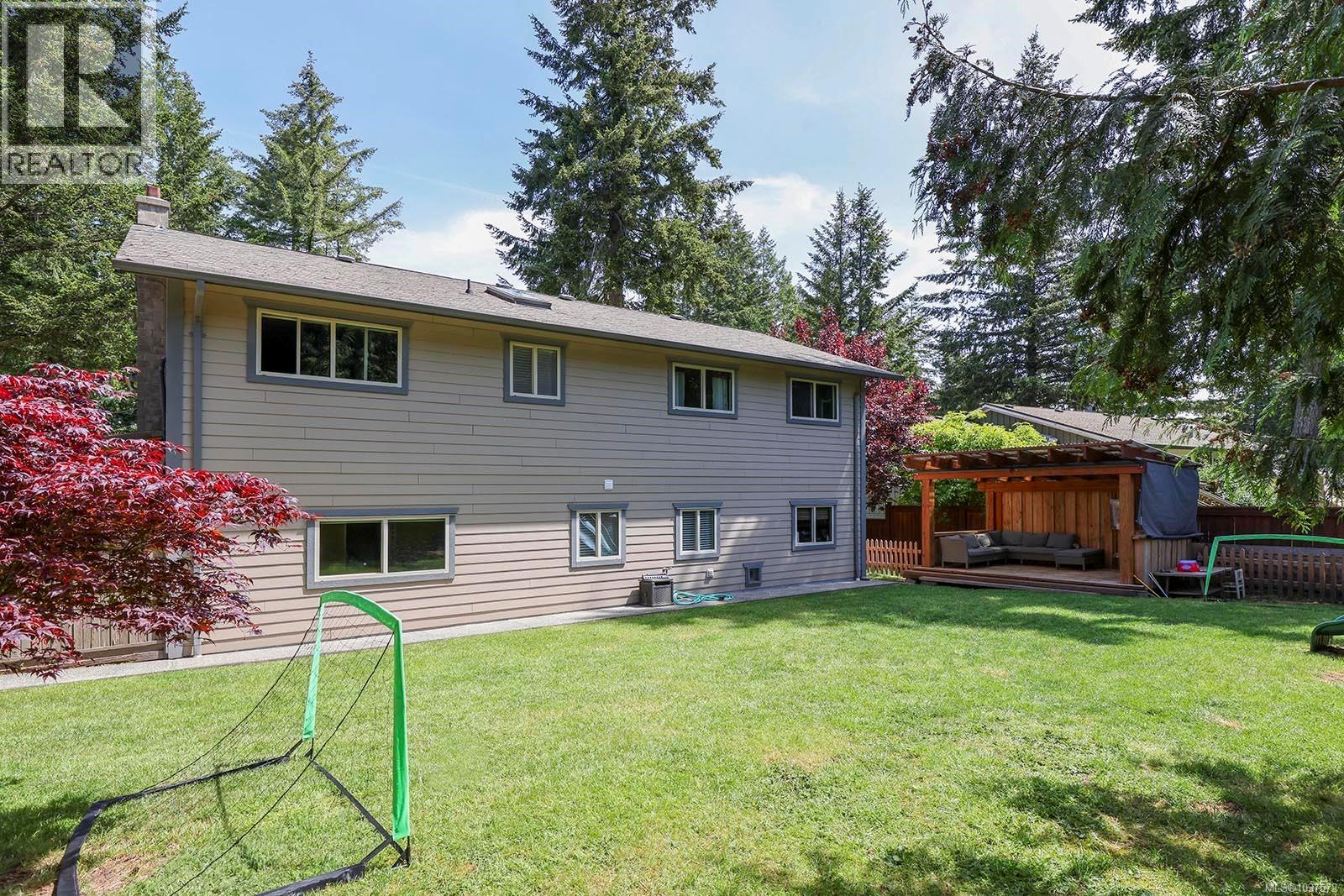 8045 Harmony Cres, Merville, British Columbia  V0R 2M0 - Photo 3 - 1037572