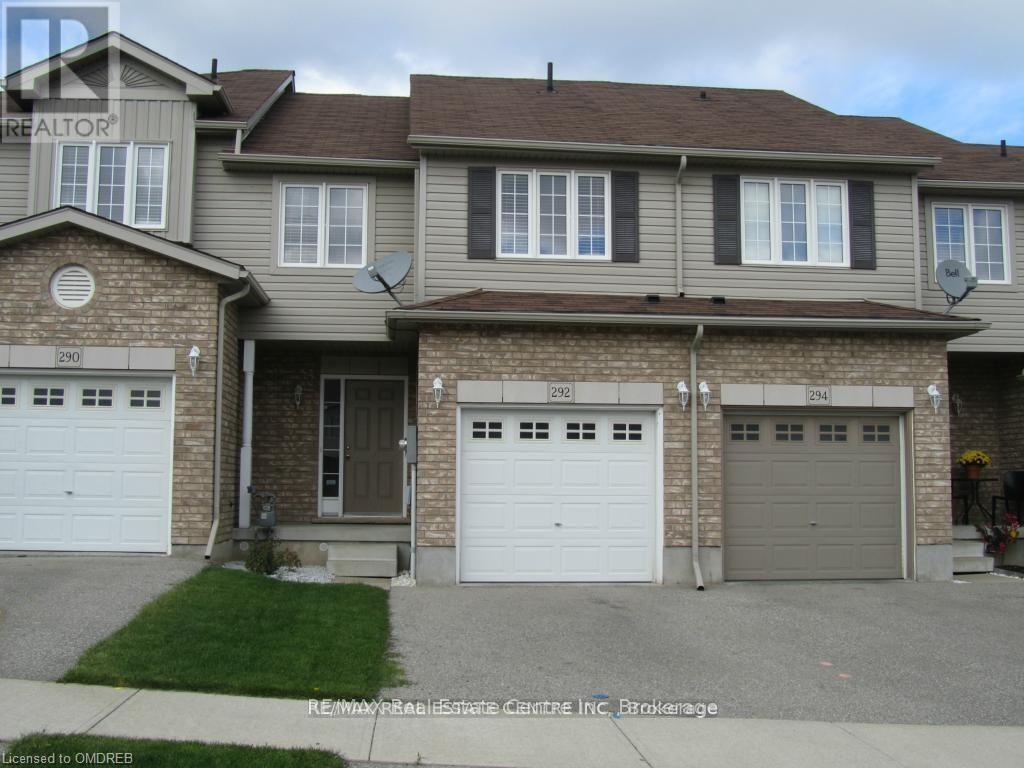 292 BRIARMEADOW DRIVE, Kitchener, Ontario