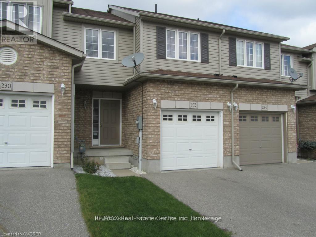 292 Briarmeadow Drive, Kitchener, Ontario  N2A 4L1 - Photo 2 - X13158912
