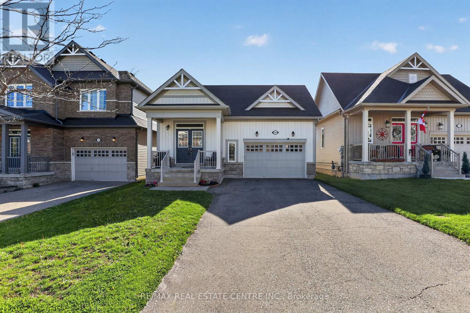 256 JOHNSON DRIVE, Shelburne, Ontario