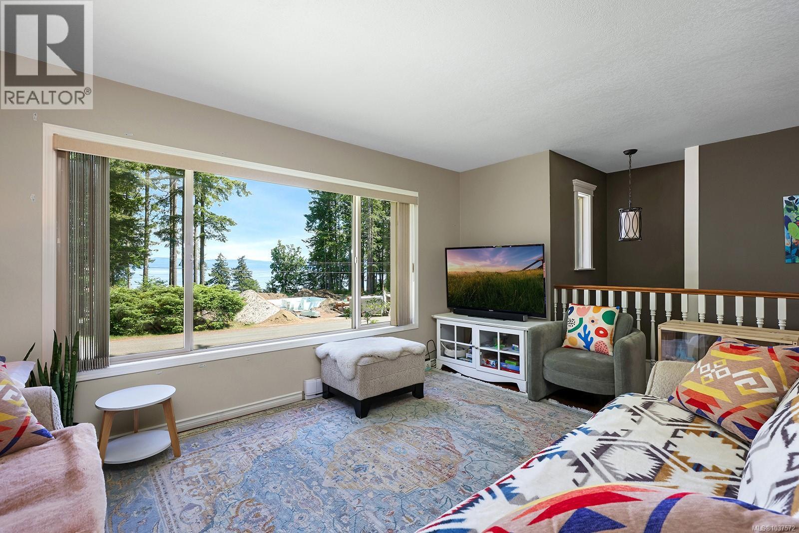 8045 Harmony Cres, Merville, British Columbia  V0R 2M0 - Photo 5 - 1037572