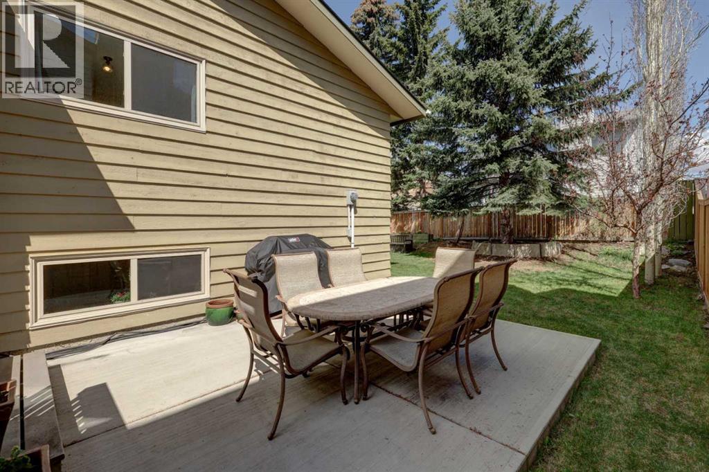 36 Edforth Road NW, Calgary, Alberta  T3A 3V7 - Photo 32 - A2313208