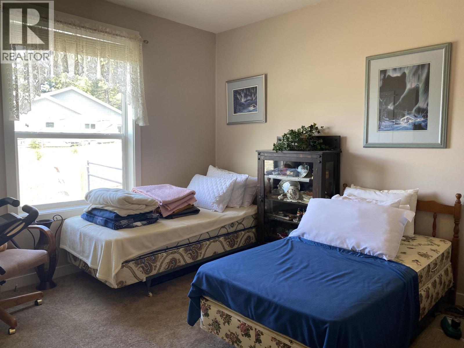 308 Blackstock Road, 100 Mile House, British Columbia  V0K 2E1 - Photo 16 - R3126658