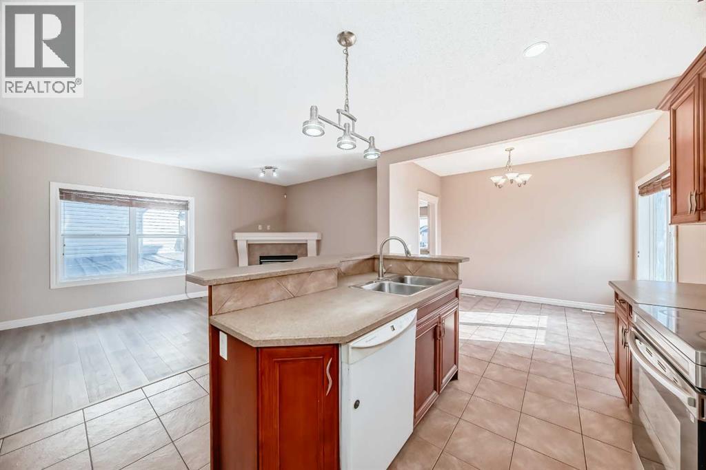 36 Saddleland Court NE, Calgary, Alberta  T3J 5J5 - Photo 9 - A2312165