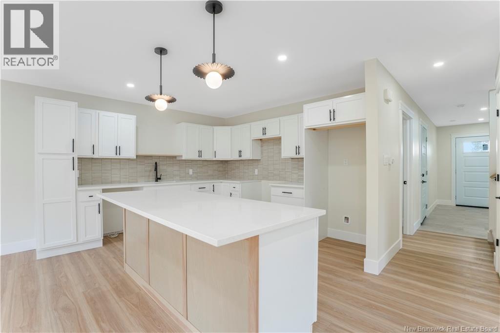 378 Woodstock Road Unit# A, Fredericton, New Brunswick  E3B 2H7 - Photo 6 - NB139575