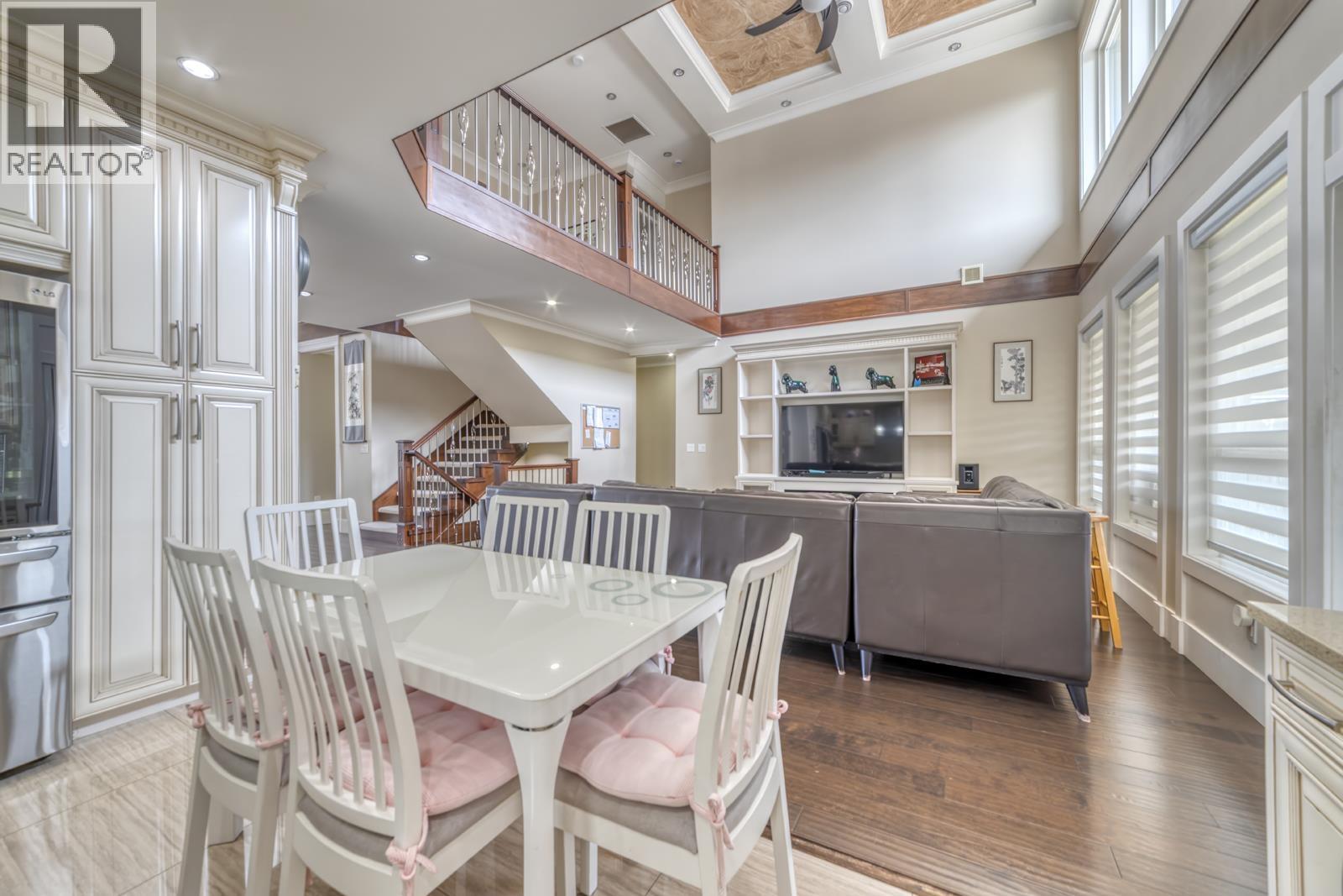 710 Roderick Avenue, Coquitlam, British Columbia  V3K 1P5 - Photo 8 - R3125856