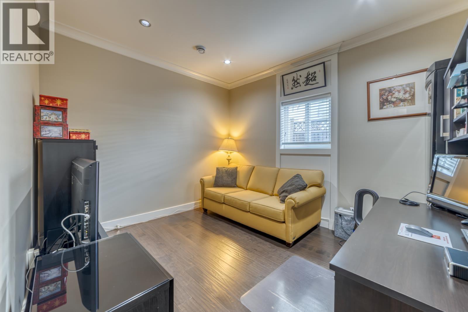 710 Roderick Avenue, Coquitlam, British Columbia  V3K 1P5 - Photo 17 - R3125856