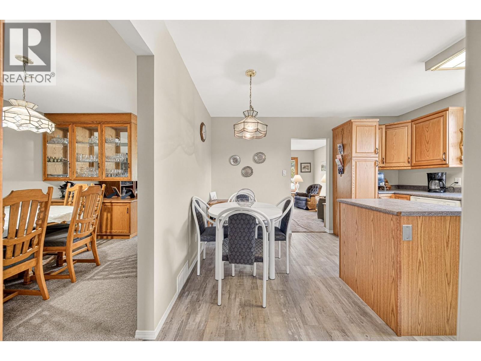 1162 5th Avenue, Fernie, British Columbia  V0B 1M0 - Photo 4 - 10388346