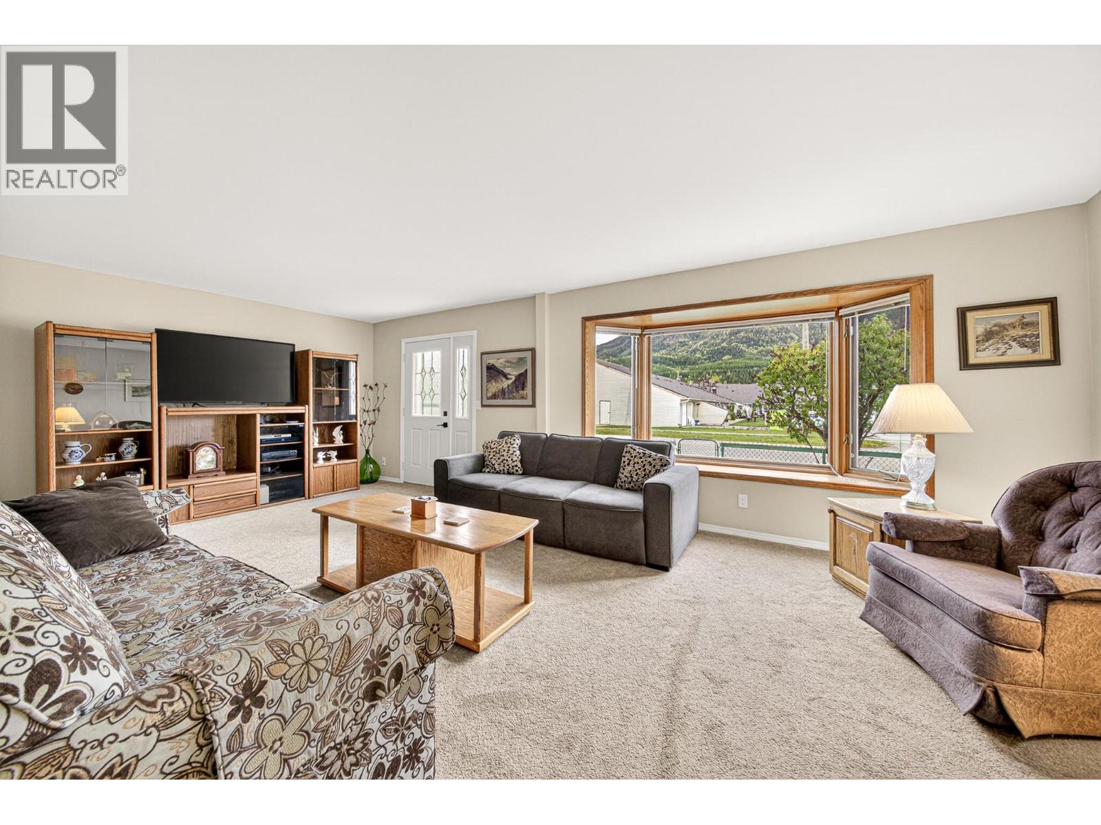 1162 5th Avenue, Fernie, British Columbia  V0B 1M0 - Photo 11 - 10388346
