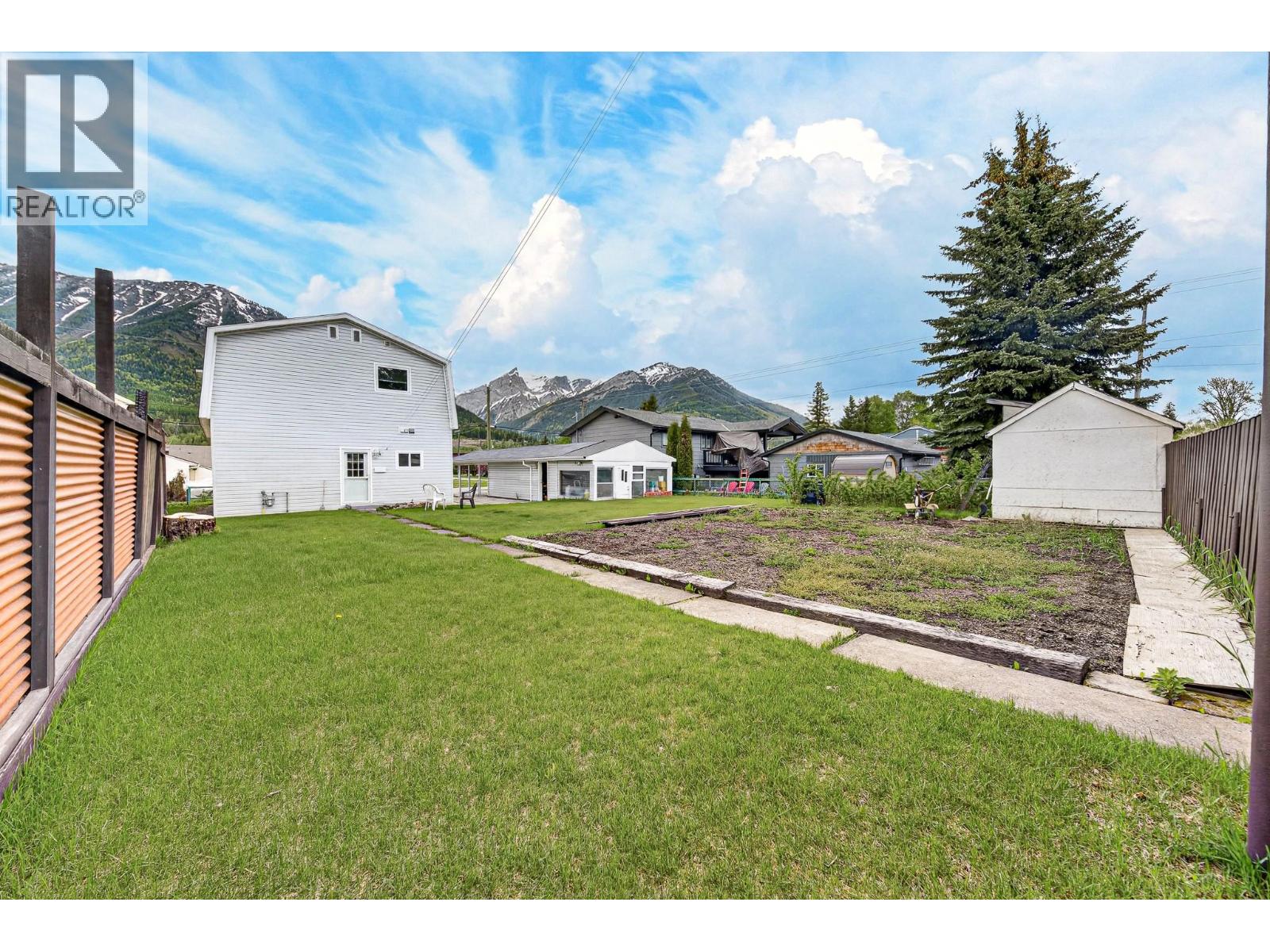 1162 5th Avenue, Fernie, British Columbia  V0B 1M0 - Photo 30 - 10388346