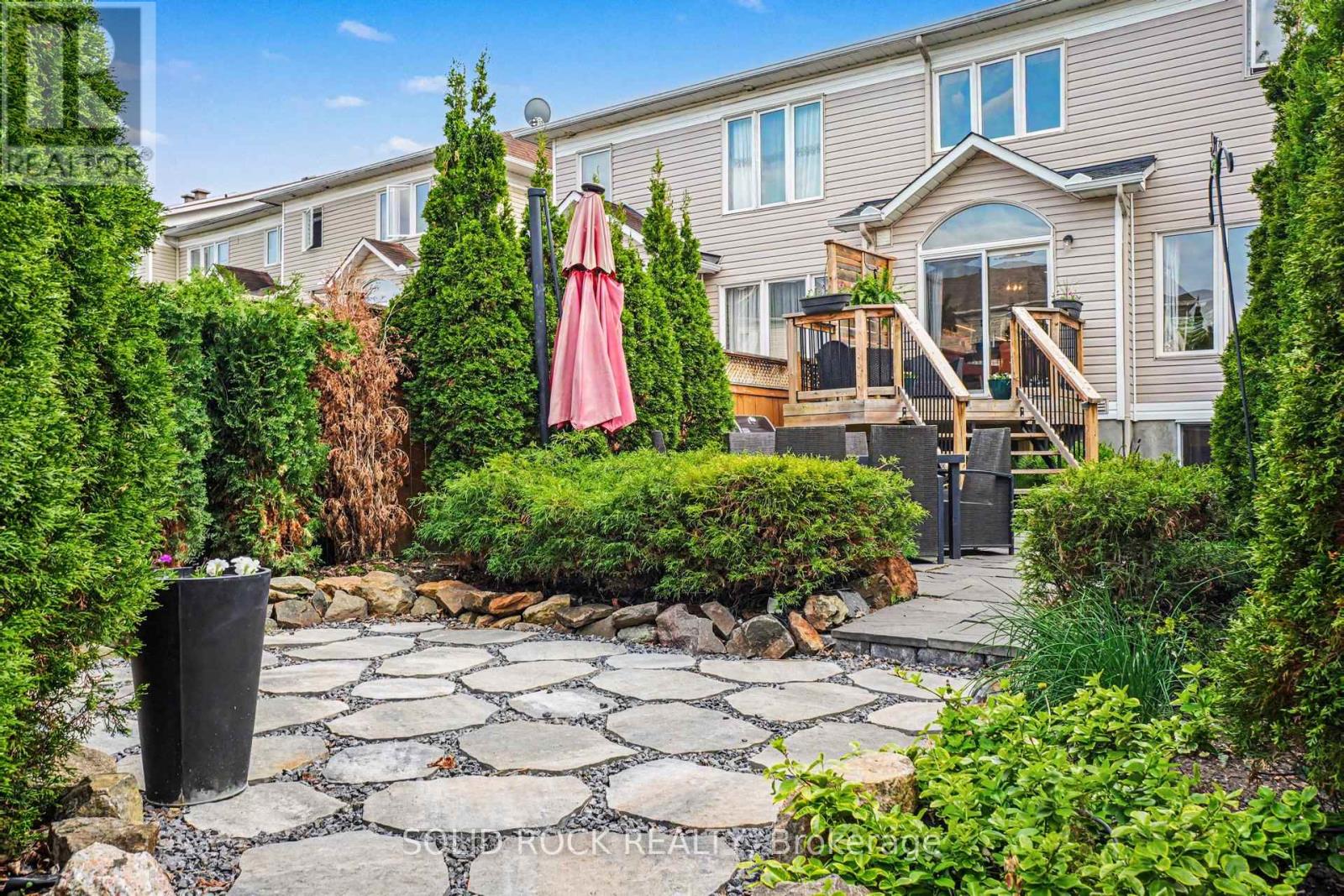 2064 Dunollie Crescent, Ottawa, Ontario K2W 1H6 - Photo 24 - X13159010