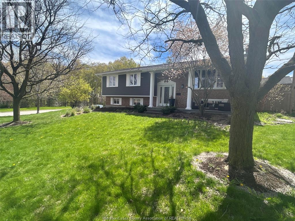 1 Sunset Place, Elmira, Ontario  N3B 3E2 - Photo 3 - 26011777