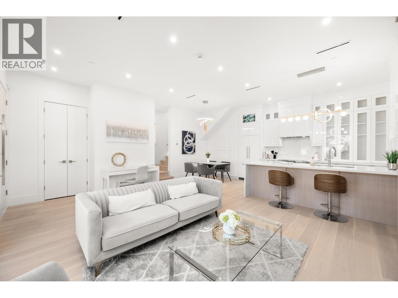 6307 Chester Street, Vancouver, British Columbia  V5W 3C4 - Photo 6 - R3126613