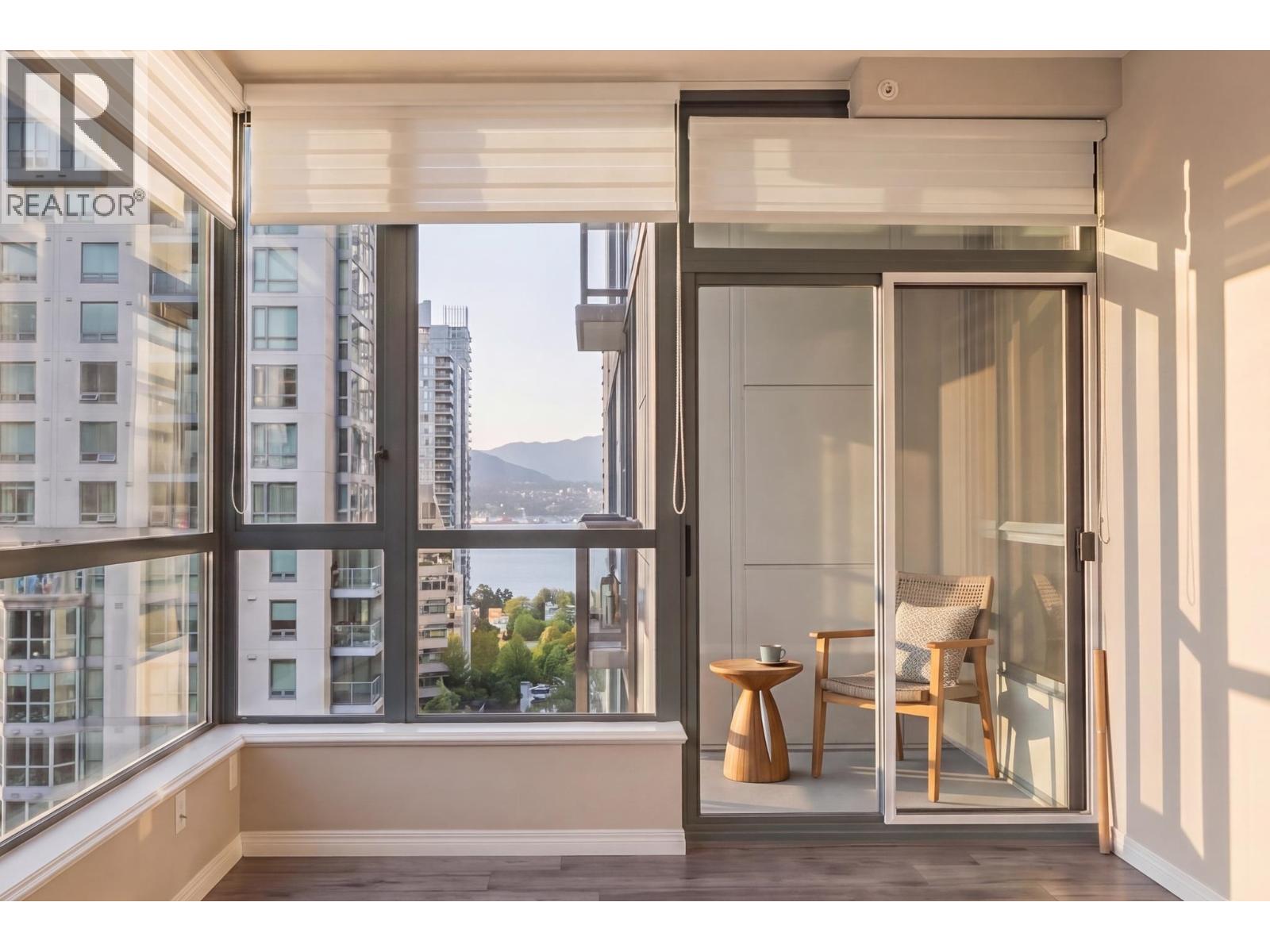 905 1239 W Georgia Street, Vancouver, British Columbia  V6E 4E8 - Photo 3 - R3126614