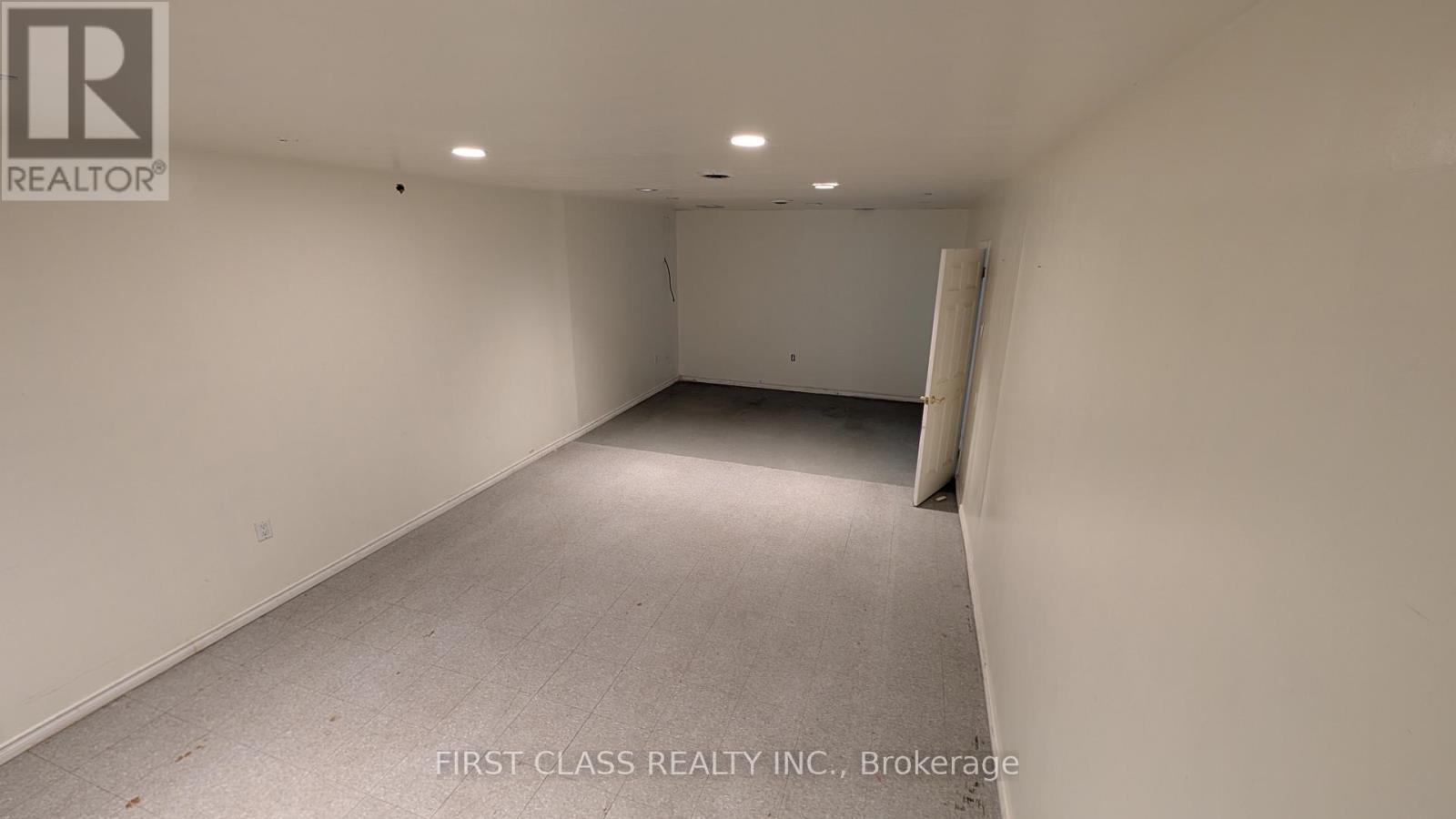 87 & 89 Glen Cameron Road, Markham, Ontario L3T 1N8 - Photo 17 - N13158682