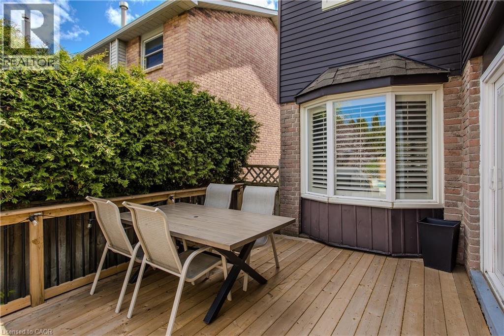 754 Hawkins Crescent, Burlington, Ontario  L7S 2E2 - Photo 7 - 40829644