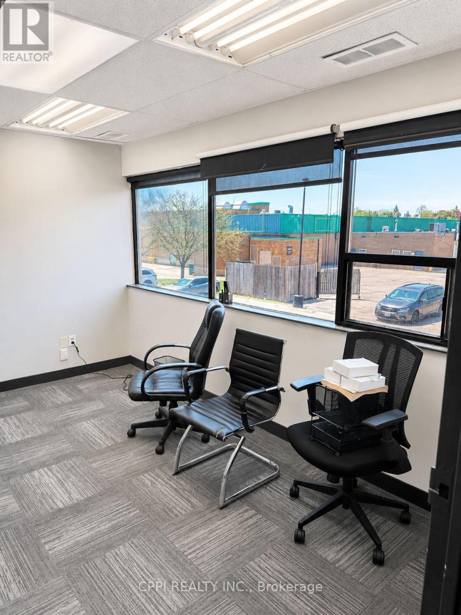 220 Room Only - 650 King Street E, Oshawa, Ontario  L1H 1G5 - Photo 15 - E13158994