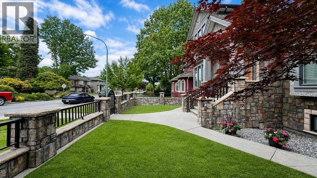 3894 Oxford Street, Burnaby, British Columbia  V5C 1C3 - Photo 4 - R3126616