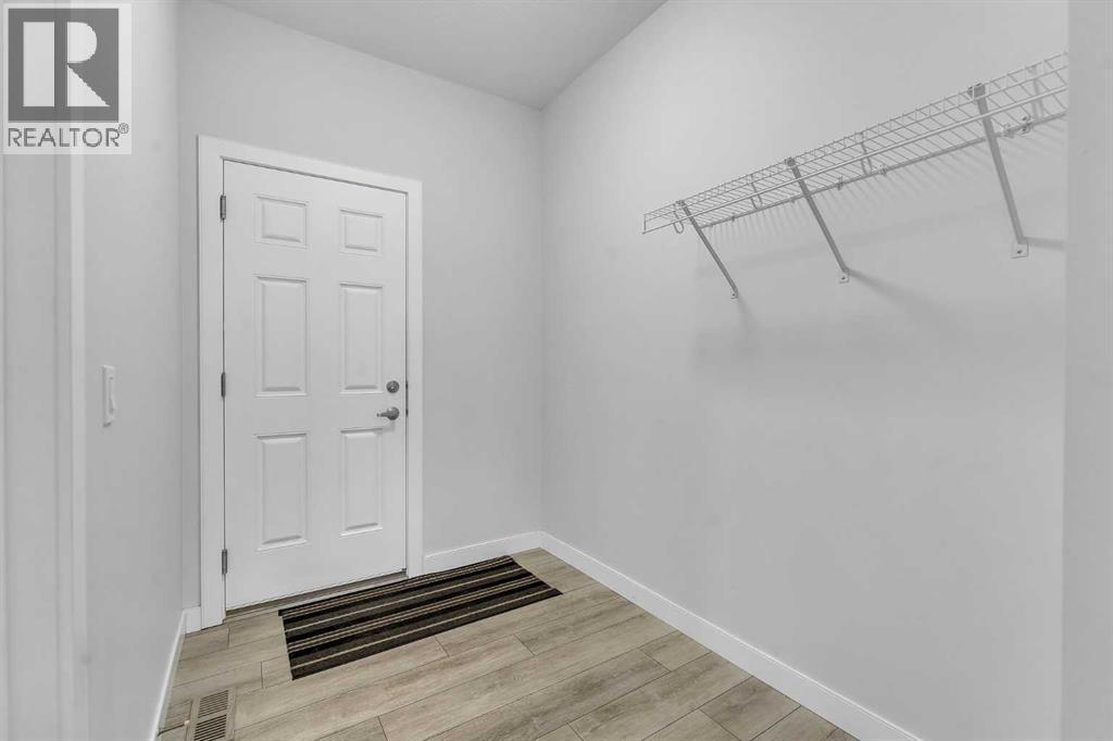 15 Midgrove Drive SW, Airdrie, Alberta  T4B 5H1 - Photo 19 - A2283162