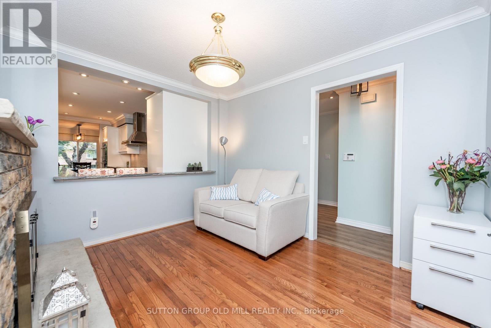 1603 Dewberry Crescent, Mississauga, Ontario  L4W 3B6 - Photo 7 - W13099394