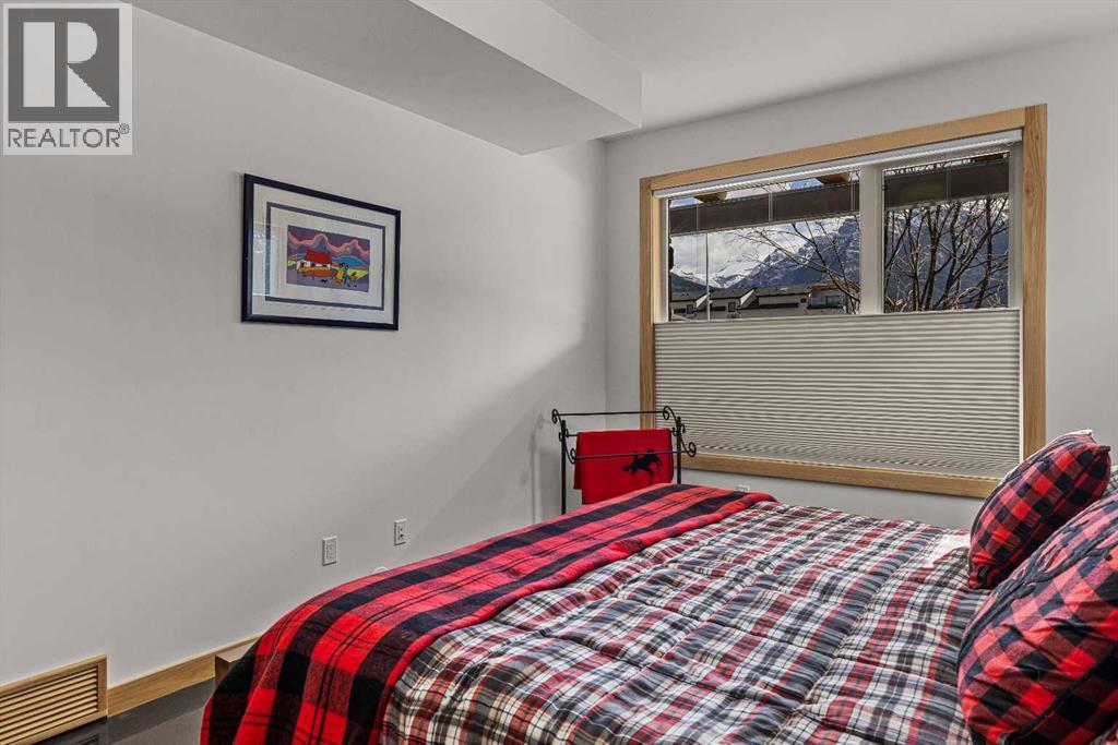 700 8 Avenue, Canmore, Alberta  T1W 2E3 - Photo 40 - A2305233