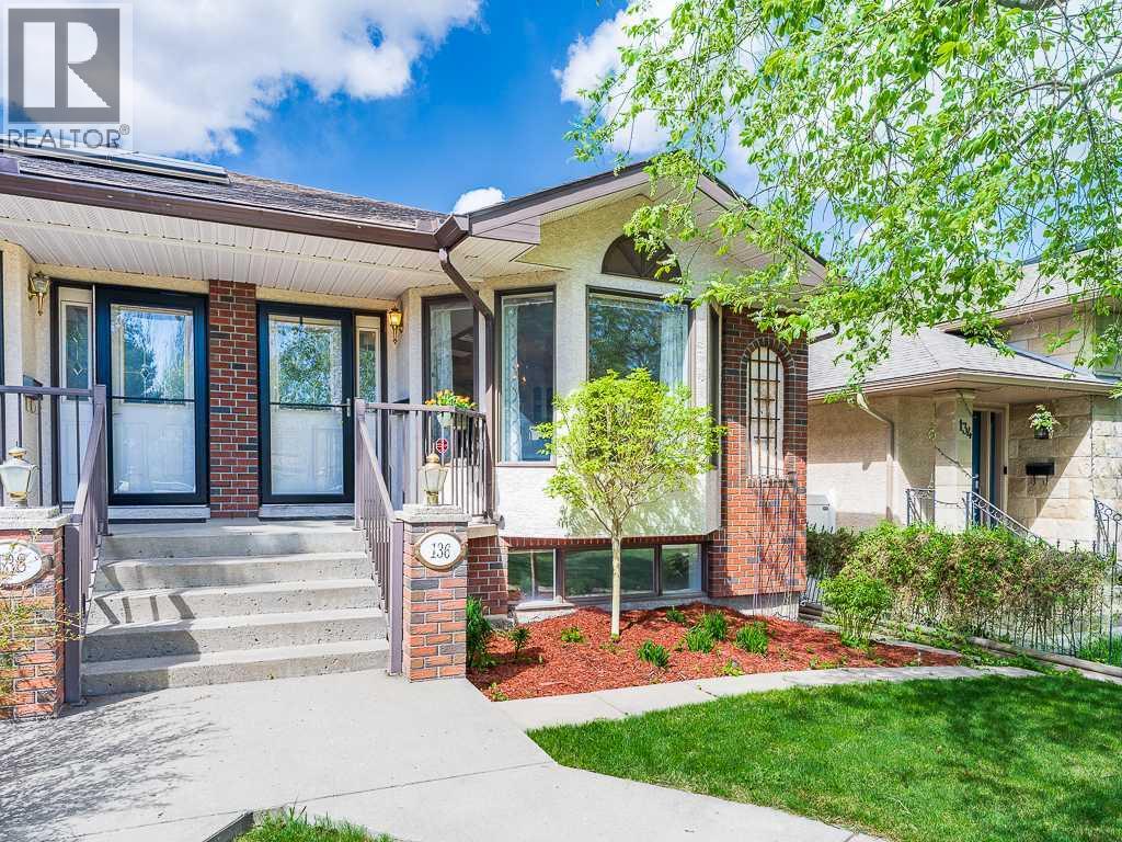 136 24 Avenue NW, Calgary, Alberta  T2M 1W9 - Photo 3 - A2311950