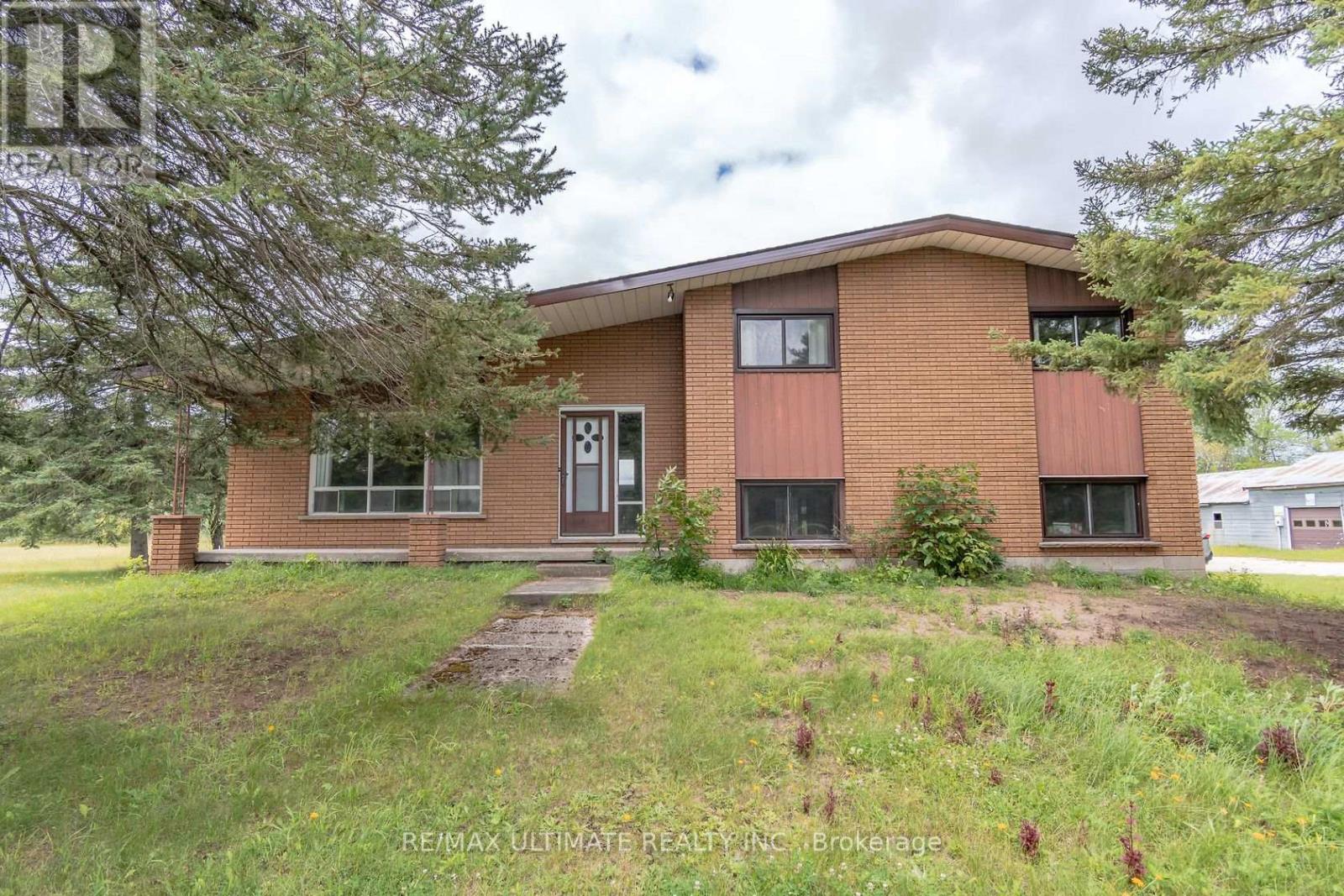 321 Warrington Road, Clearview (Stayner), Ontario L0M 1S0 - Photo 1 - S13159038