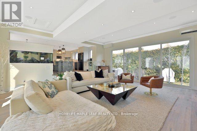 1124 Bridge Road, Oakville, Ontario  L6L 2B9 - Photo 10 - W13159014