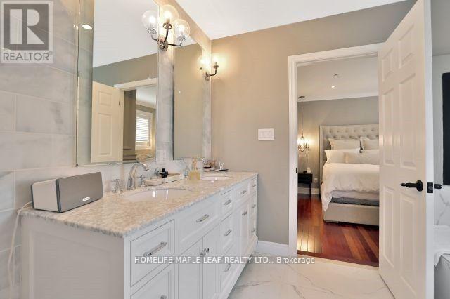 1124 Bridge Road, Oakville, Ontario  L6L 2B9 - Photo 12 - W13159014